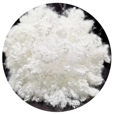 Poliestere riciclato per la linea di produzione di filatura