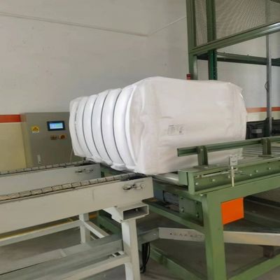 Poliestere riciclato per la linea di produzione di filatura