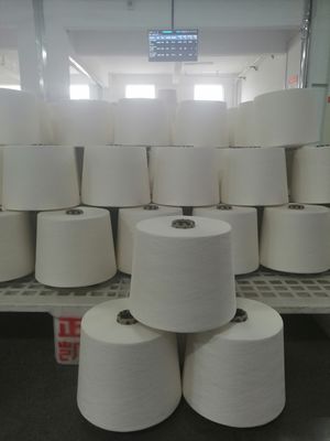 PV 70/30 30 40D s Spandex Core Spun Yarns Torto e coperto per un'elevata uniformità 9.67